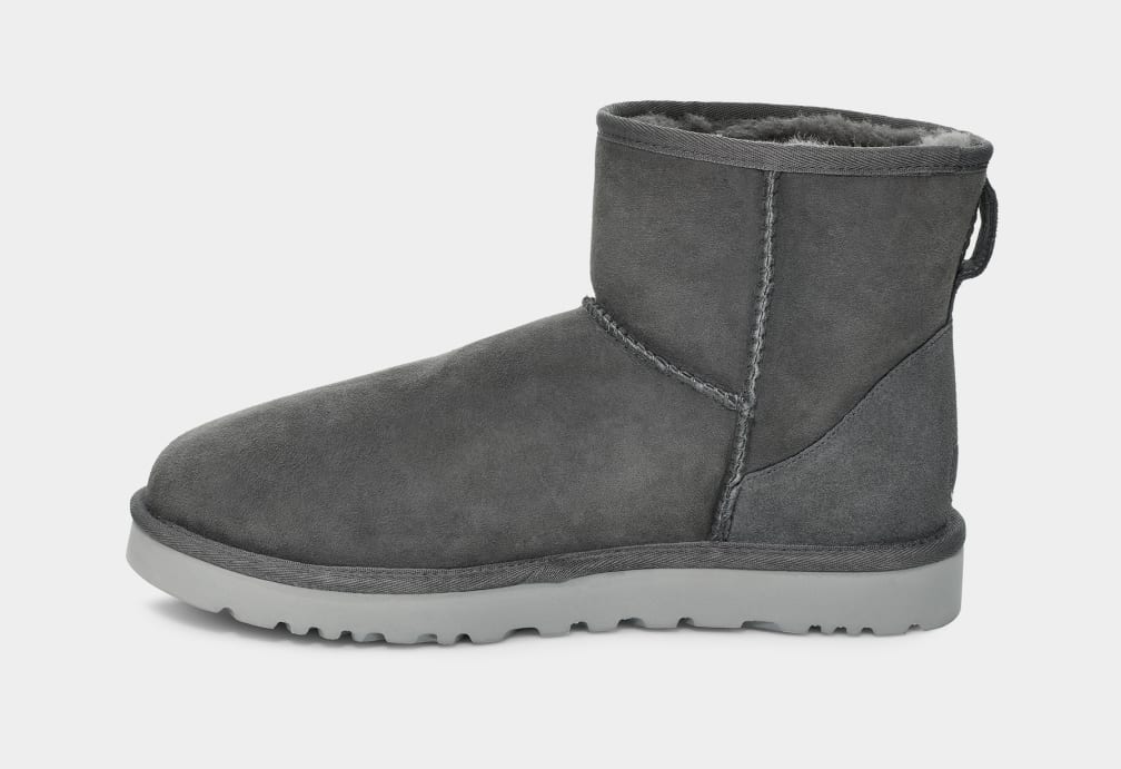 Botas Ugg Classic Mini Hombre Gris Oscuro | Argentina VAILFQU-46