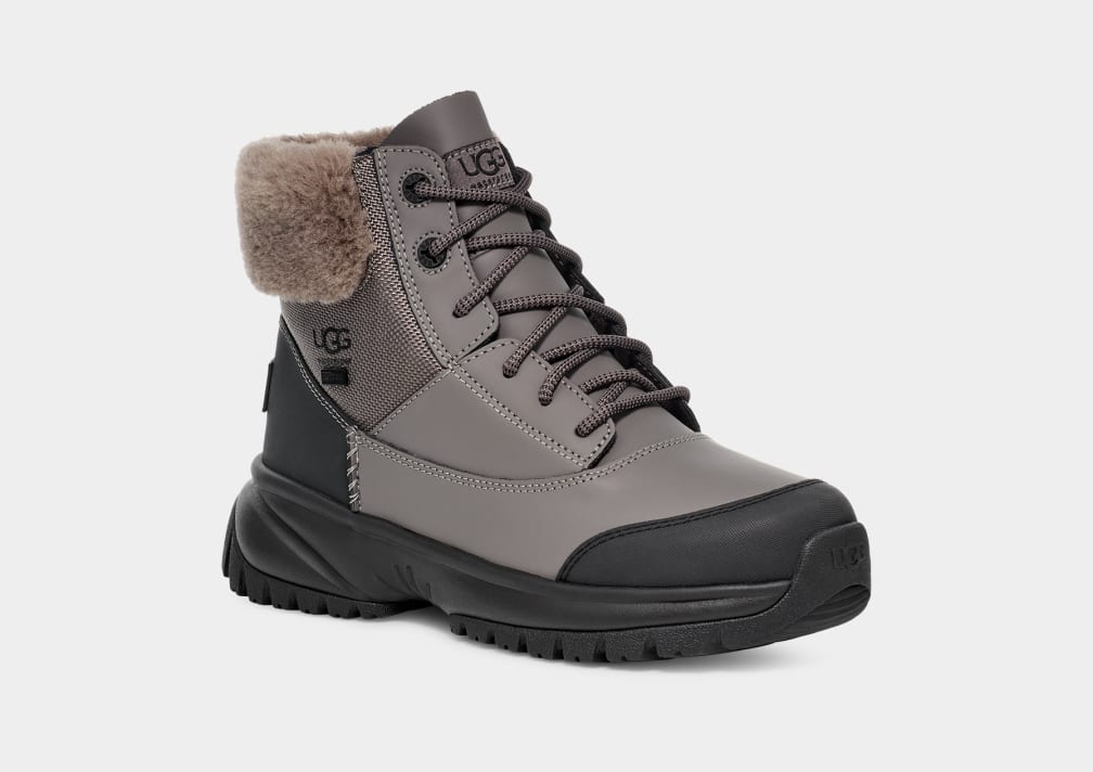 Botas Ugg Yose Fluff V2 Mujer Gris | Argentina BNUJRMX-07