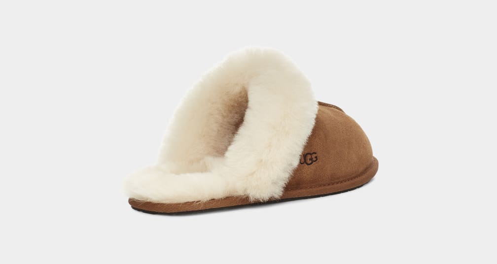 Pantuflas Ugg Scuffette II Mujer Marrones | Argentina GBMRCDL-47